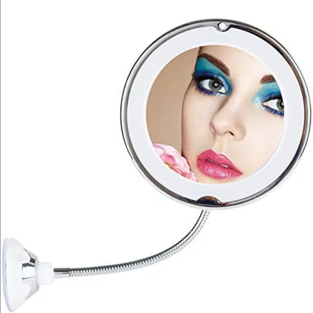 Magnified 10x Mirror with Light